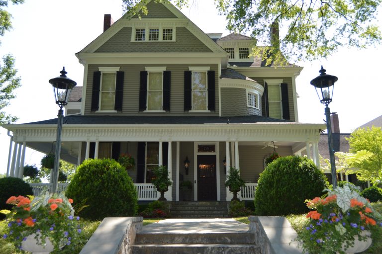 Rome Office of Tourism Victorian Era District Between the