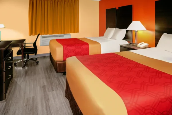 econo lodge double bed room