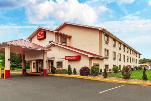 econo lodge hotel