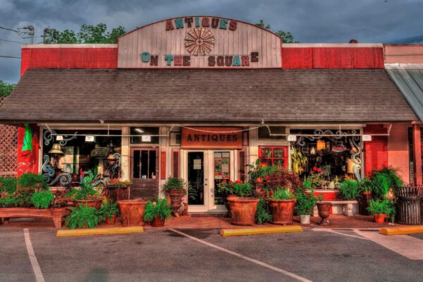 antiquesonsqaure