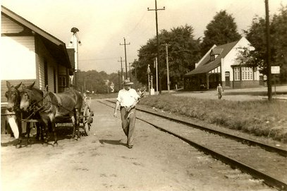 Lindale Train Viewing Platform