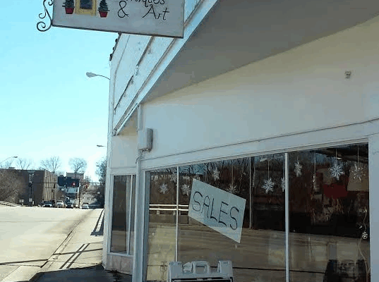 yellow door antiques and art