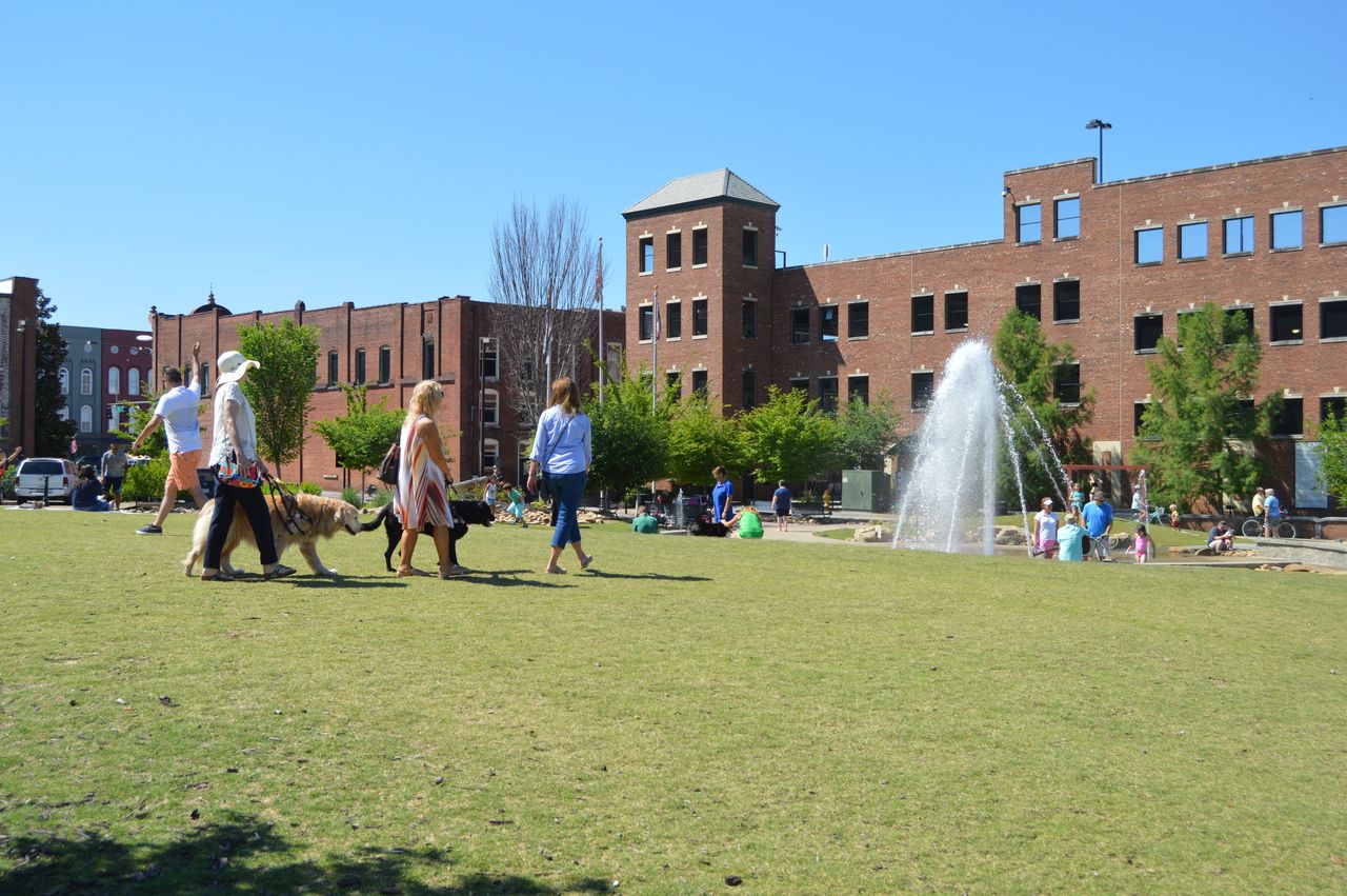 green beside parking deck