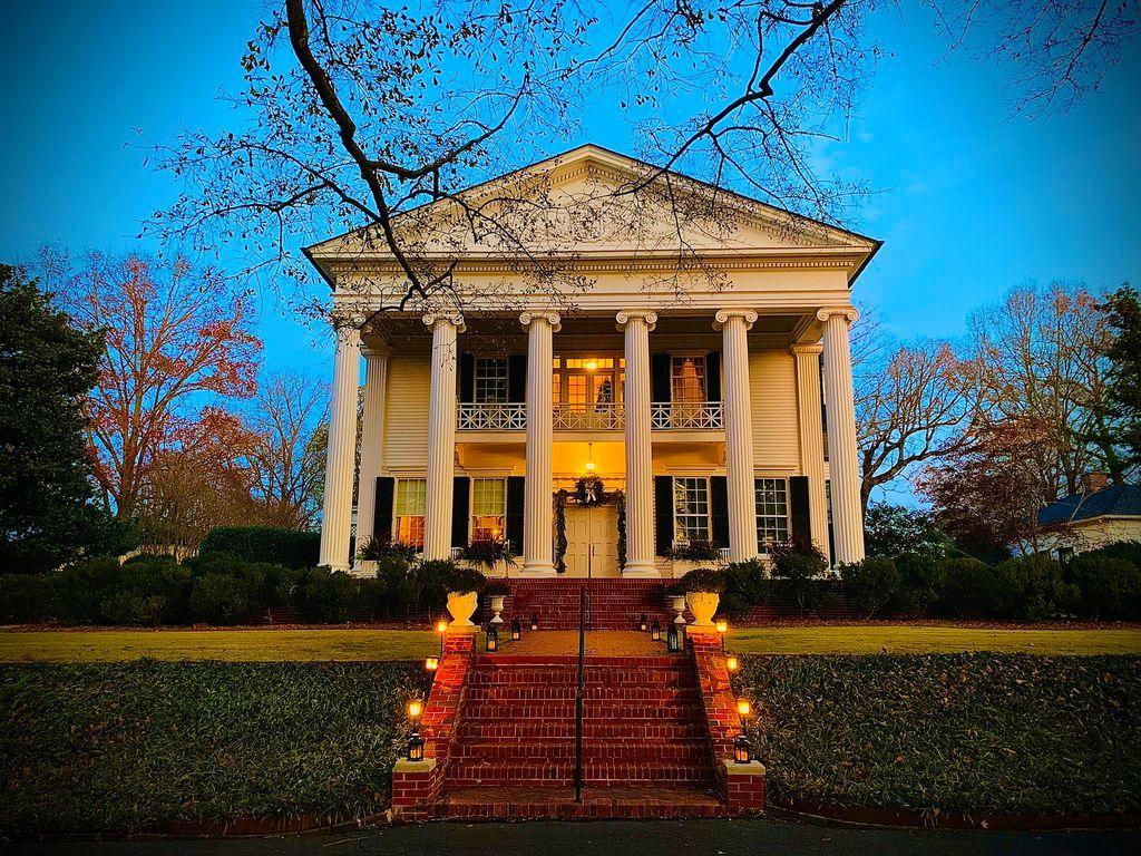 oak hill and martha berry museum victorian christmas tours