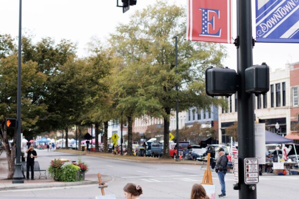 Artist painting in Georgia's Rome Plein Air Showcase