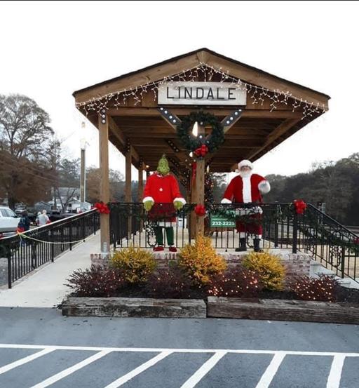 selfies with santa lindale