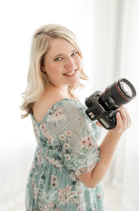 andrea kelly headshot