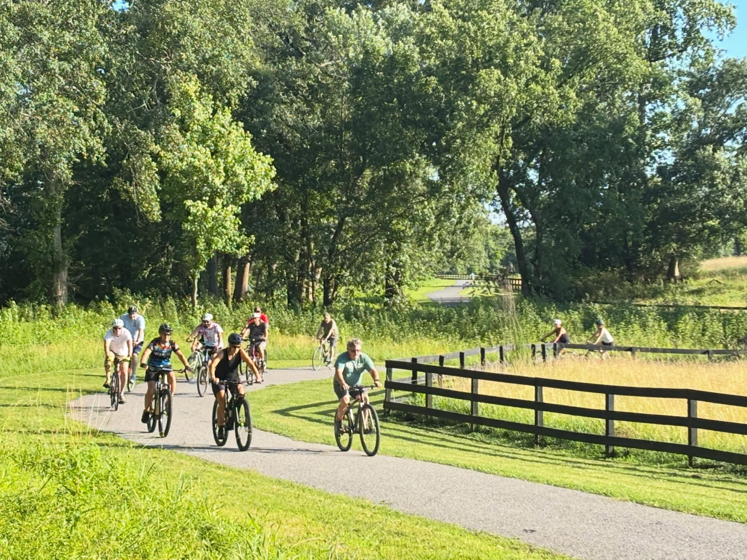 Roamin' Rome Bike Ride group